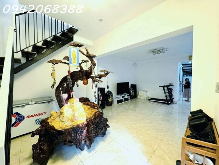 bán BT Vũ Miện Yên Phụ, Tây Hồ, biệt thự sân vườn,165m MT 11m oto kinh doanh an sinh đnhr, đảo ngọc