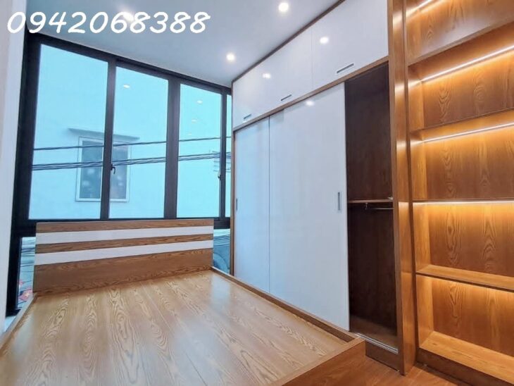 bán nhà, Thịnh Quang, Đống Đa, 55m/32m nhà mới full nội thất kinh doanh ngõ 3 gách tránh siêu rộng