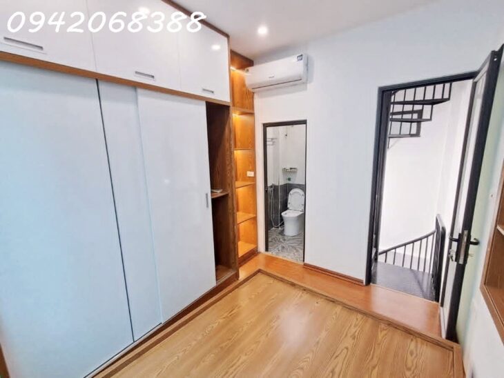 bán nhà, Thịnh Quang, Đống Đa, 55m/32m nhà mới full nội thất kinh doanh ngõ 3 gách tránh siêu rộng