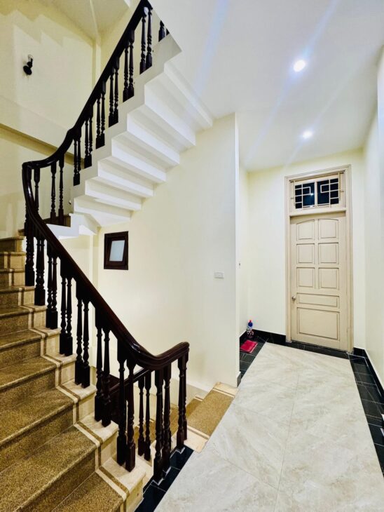 CỰC KỲ GẤP CẦN BÁN NHÀ NGÕ 217 TRẦN PHÚ HÀ ĐÔNG -TRUNG TÂM -KINH DOANH SẦM UẤT – 2 THOÁNG VĨNH