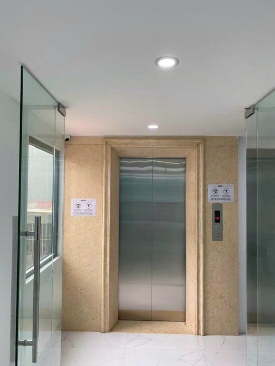 Mình cho thuê nhà mới, căn góc, Tôn Đức Thắng; vỉa hè 105m2* 5T- 29 Tr