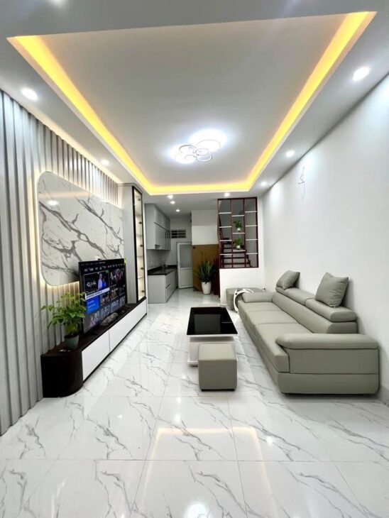 BÁN NHÀ XUÂN LA 40M² x 5 TẦNG, 2 THOÁNG, NGÕ THÔNG Ô TÔ, GIÁ 9 TỶ