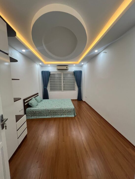 BÁN NHÀ XUÂN LA 40M² x 5 TẦNG, 2 THOÁNG, NGÕ THÔNG Ô TÔ, GIÁ 9 TỶ