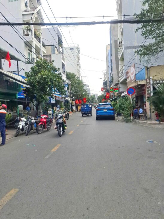 NGUYỄN THỊ THẬP, CHỈ 4,2TỶ, DT 48M2, NHÀ ĐẸP 3 TẦNG, HẺM ÔTÔ KẾ BÊN,GẦN LOTTE