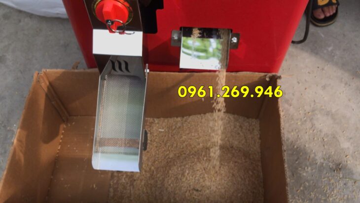 Máy xát gạo Takyo TK 250 C tách riêng trấu cám