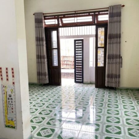 BÁN NHÀ GÁC LỬNG ĐÚC, DT 70M² – LÔ GÓC 2 MẶT KIỆT 3M ÂU CƠ, GẦN CHỢ HOÀ KHÁNH – CHỈ 2.45 TỶ
