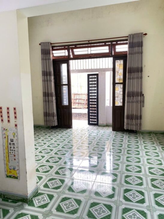 NHÀ GÁC LỮNG ĐÚC, DT 70M2, LÔ GÓC 2 MẶT KIỆT 3M ÂU CƠ, GẦN CHỢ HOÀ KHÁNH – CHỈ 2.45 TỶ