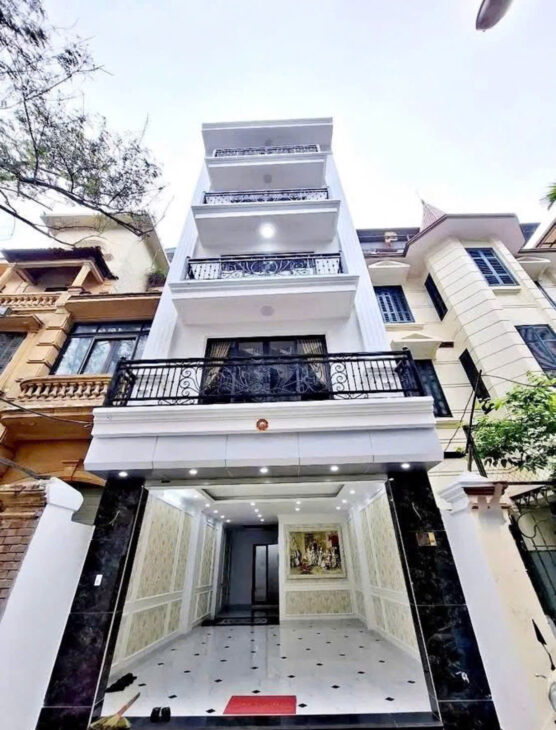 SIÊU PHẨM Ô TÔ NGỦ TRONG NHÀ – TT HUYỆN THANH TRÌ 65m2 HƠN 6 TỶ.