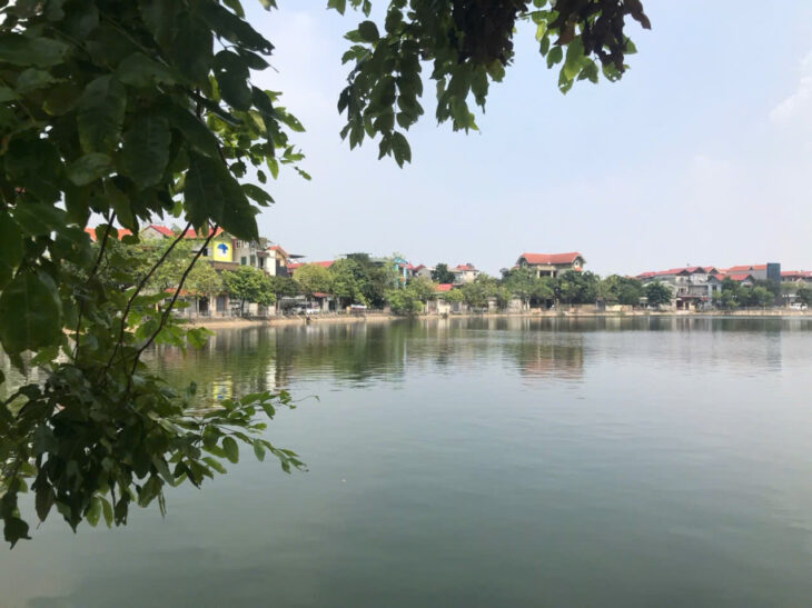 SIÊU HIẾM VIEW HỒ LINH ĐÀM, PHÂN LÔ, Ô TÔ ĐỖ CỬA, KINH DOANH 50m2/ 6,5 TỶ.