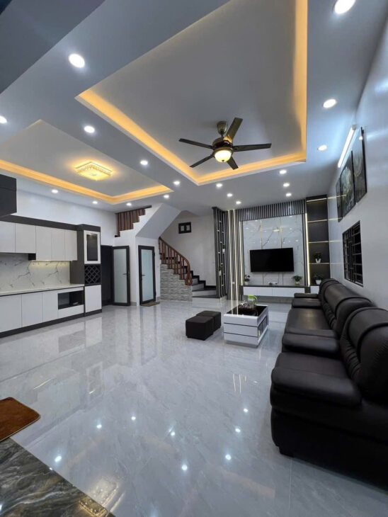 SIÊU PHẨM Ô TÔ NGỦ TRONG NHÀ – TT HUYỆN THANH TRÌ 65m2 HƠN 6 TỶ.