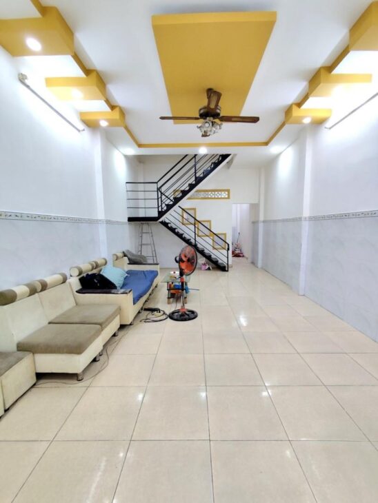 Chính Chủ Bán gấp nhà riêng Trịnh Đình Trọng, Tân Phú Chỉ 5,45 tỷ, 52 m2, đẹp, nhà mới vào ở ngay