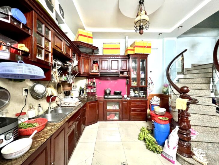 CHÍNH CHỦ NGỘP – NHÀ 62M², 4pn, HẺM 8M XE HƠI – P.14 Gò Vấp – Chỉ Nhỉnh 6 TỶ TL!