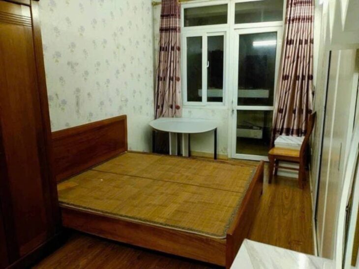 Bán căn hộ chung cư Hoàng Quốc Việt, 87m2, 2 ngủ, 2 vệ sinh, 6.48 tỷ có sổ