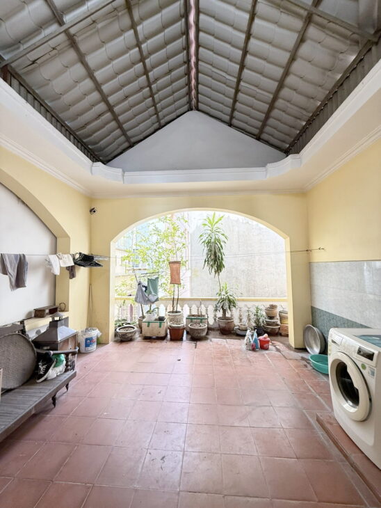 Bán nhà Đào Tấn 65m Ô tô đỗ cửa ngõ thông kinh doanh giá siêu tốt