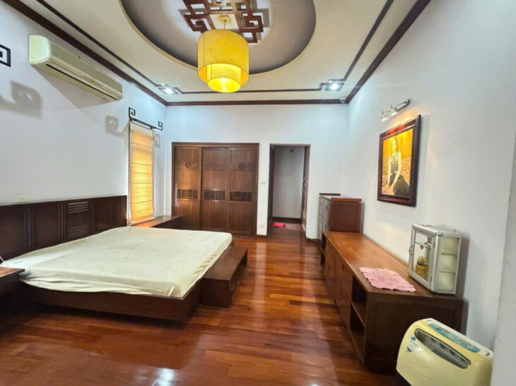 Bán nhà mặt phố Bà Triệu – 74m² x 6 tầng – lô góc – thu nhập 100tr/tháng – chỉ 68 tỷ
