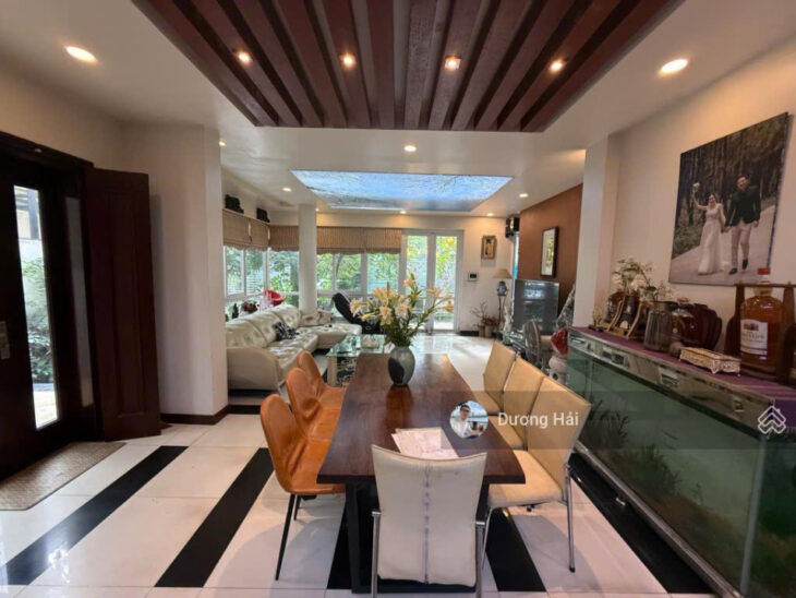 Bán nhà Vườn Đào Tây Hồ DT 110m – 8 Tầng – Ô tô Công Viên Vườn Hoa Gần Hồ Tây Ở Ngay