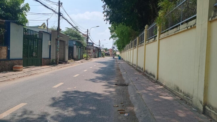 Đất thổ 240m2, ngang 8m, đường xe tải, ngay Vành Đai 2, GPXD 6 tầng,13.5 tỷ