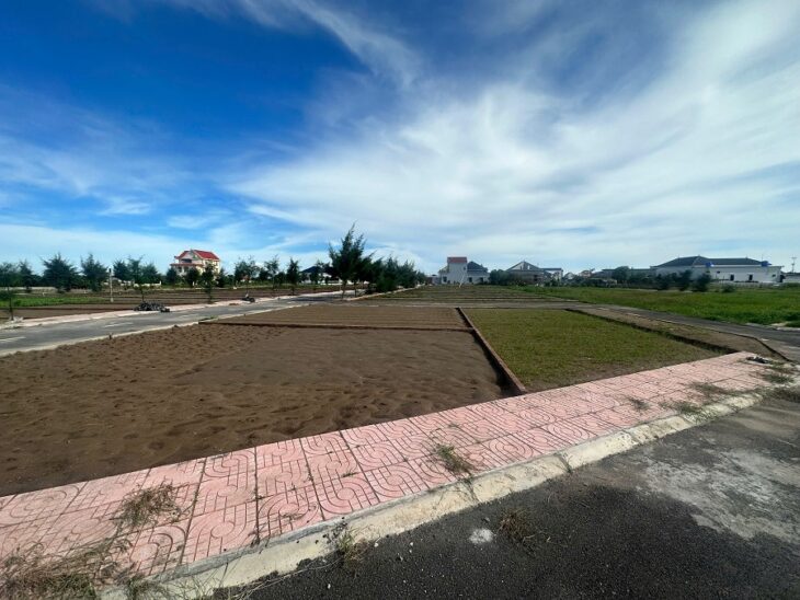 VỊ TRÍ TRUNG TÂM – SÁT BIỂN QUẤT LÂM