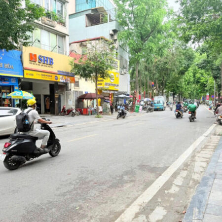 MP Lò Đúc 252m² mặt tiền khủng 11m ngân hàng thuê 1,6 tỷ/năm 2 thoáng vĩnh viễn trước sau chỉ 230