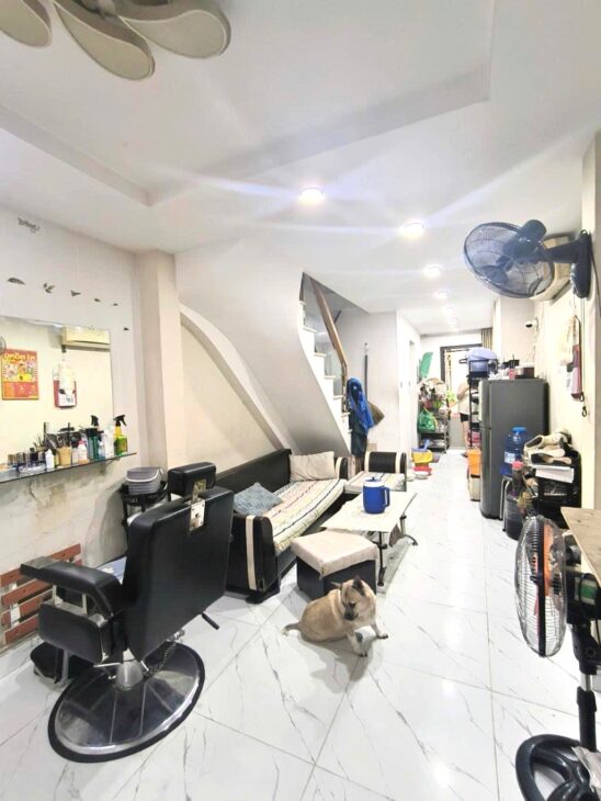 NGUYỄN THỊ THẬP, NHỈNH 3TỶ, DT 35M2, NHÀ ĐẸP, HẺM ÔTÔ CÁCH 5M, GẦN LOTTE.
