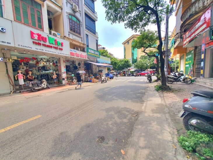 BÁN GẤP NHÀ MẶT PHỐ LÊ HỒNG PHONG VIP HÀ ĐÔNG – KINH DOANH ĐỈNH CAO – VỈA HÈ RỘNG, SÁT CỔNG CHỢ HÀ