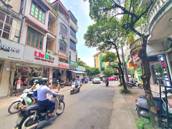 BÁN GẤP NHÀ MẶT PHỐ LÊ HỒNG PHONG VIP HÀ ĐÔNG – KINH DOANH ĐỈNH CAO – VỈA HÈ RỘNG, SÁT CỔNG CHỢ HÀ