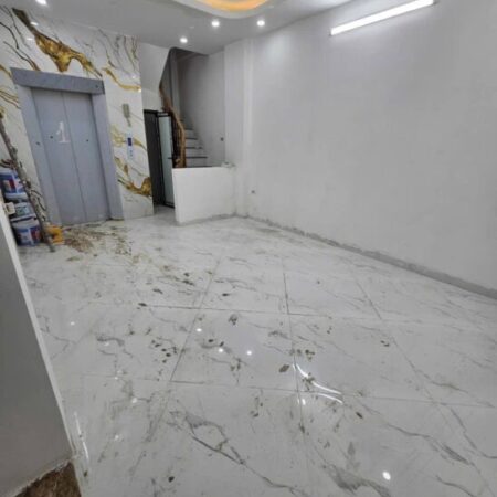 BÁN NHÀ TRẦN HỨU TƯỚC ĐỐNG ĐA Ô TÔ SÁT NHÀ 2 THOÁNG VĨNH VIỄN 6 TẦNG THANG MÁY 42M 9,5 TỶ