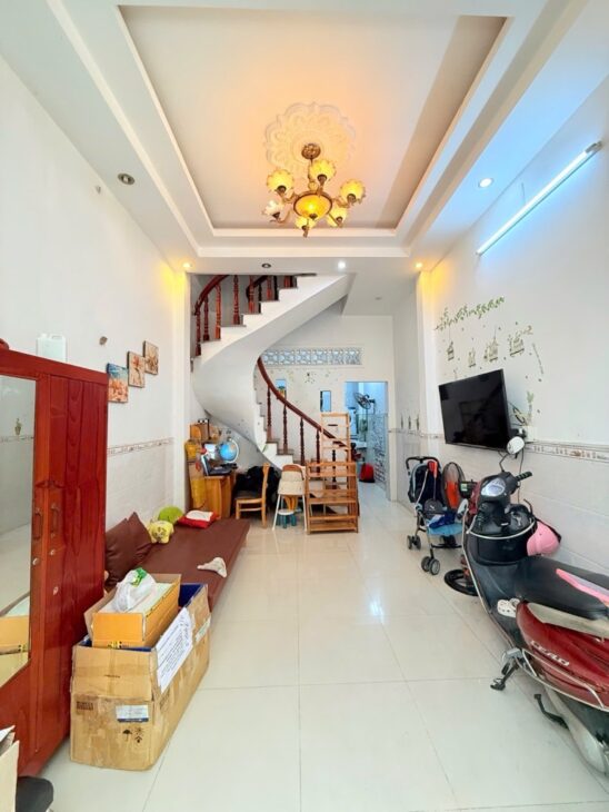 TÂN BÌNH KHU SÂN BAY, 35M2 2 TẦNG ĐÚC THẬT 2PN, SỔ A4 HOÀN CÔNG ĐỦ, TẶNG NỘI THẤT, CHÀO CHỈ 3.X TỶ