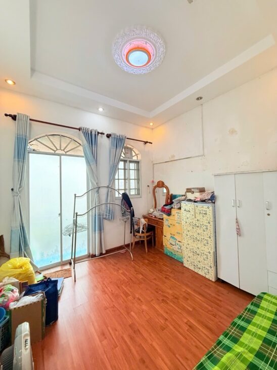 TÂN BÌNH KHU SÂN BAY, 35M2 2 TẦNG ĐÚC THẬT 2PN, SỔ A4 HOÀN CÔNG ĐỦ, TẶNG NỘI THẤT, CHÀO CHỈ 3.X TỶ