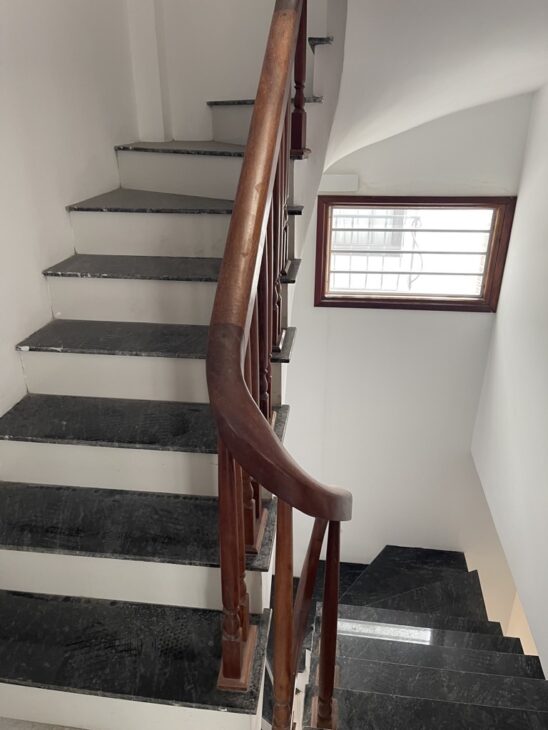 Nhà Lê Quang Đạo, lô góc, dân xây 40m2, 5 tầng chỉ 7 tỷ