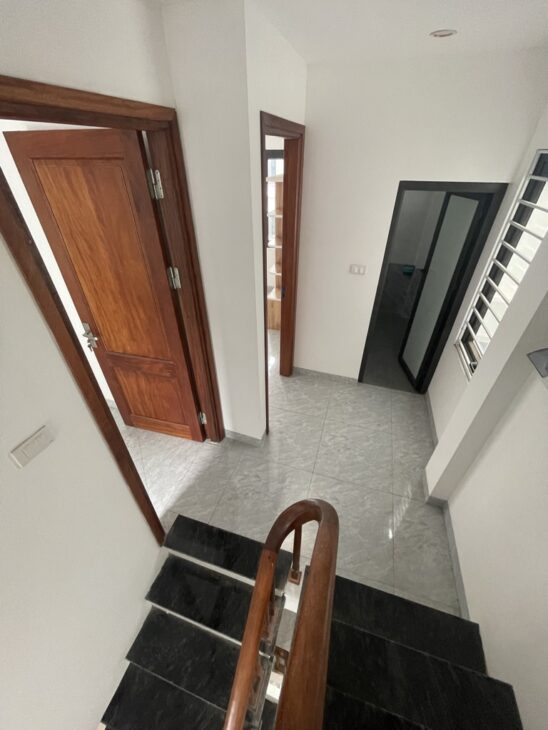 Nhà Lê Quang Đạo, lô góc, dân xây 40m2, 5 tầng chỉ 7 tỷ