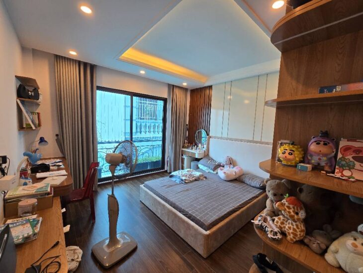 Nhà Mỹ Đình dân xây 35m2, 5 tầng, chào 6,5 tỷ có thương lượng