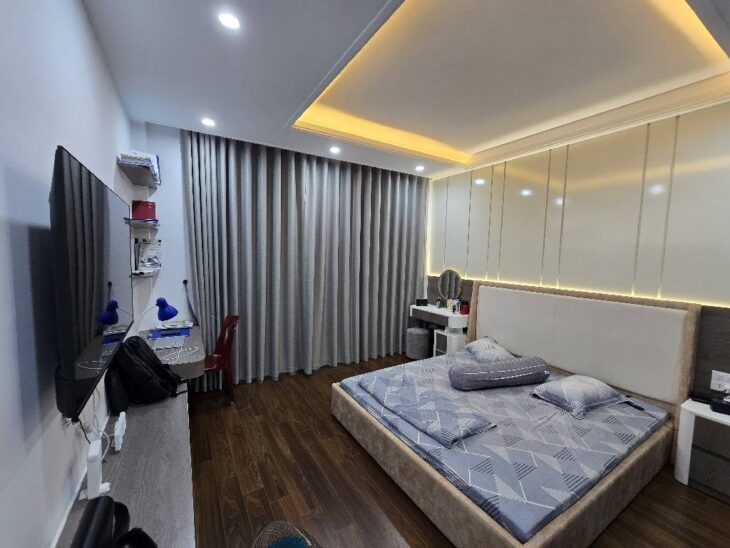 Nhà Mỹ Đình dân xây 35m2, 5 tầng, chào 6,5 tỷ có thương lượng