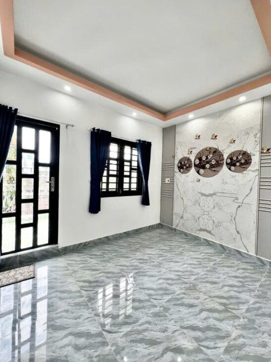 Gấp bán nhà 2 tầng ở ngay, full nội thất – 4×10, Đường Vườn Lài, HXH nhỉnh 5 tỷ