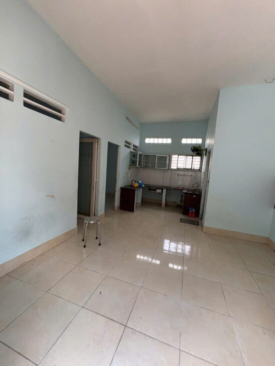 Bán nhà Ngô Chí Quốc, Bình chiểu, Thủ đức, 200m2, full thổ cư, giá chỉ 4 tỷ 750 TL
