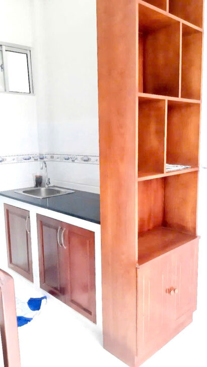 Nhà dưới 2 tỷ: 30m2 Sổ riêng 2 tầng, không QH LG, hẻm 4m sát mặt tiền trung tâm Q11. VŨ 0933910039