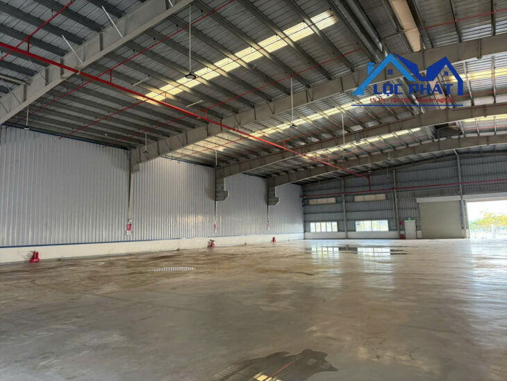 Xưởng 2.000m2 KCN Long Thành, Đồng Nai cho thuê 10.000usd