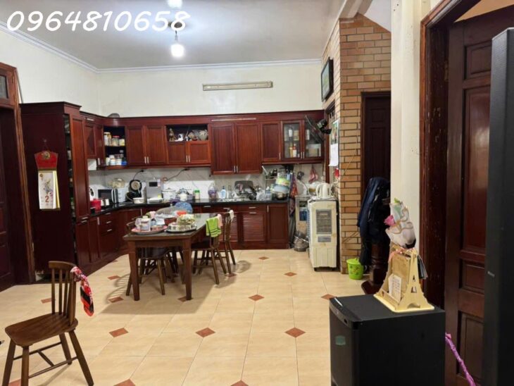 CHỦ CẦN BÁN GẤP. GIẢM SỐC 1 TỶ. SIÊU PHẨM, BIỆT THỰ SÂN VƯỜN – MẶT TIỀN SIÊU ĐẸP – KHU VỰC PHÁT