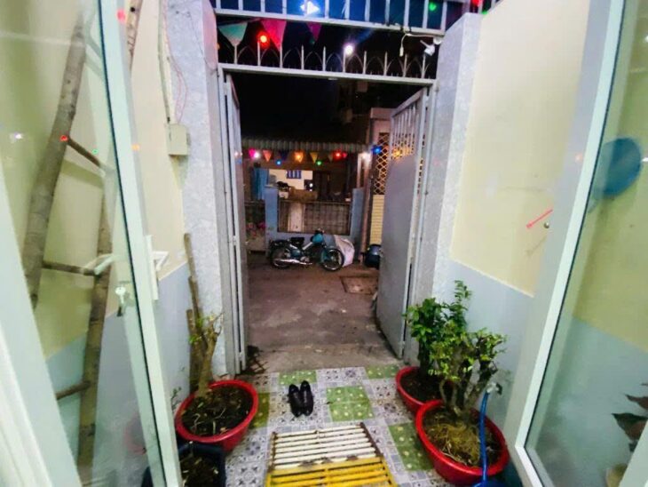 Bán gấp nhà 2 tầng giữa trung tâm Linh Đông Thủ Đức giá tốt chỉ 3,3 tỷ.