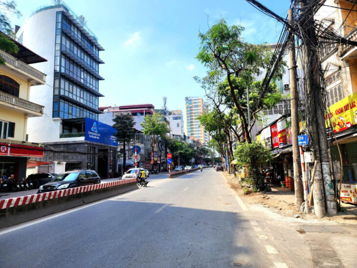 LẠC LONG QUÂN – Ô TÔ ĐỖ CỬA – QUY HOẠCH ỔN ĐỊNH – SỔ ĐỎ NỞ HẬU. 78m x 2 tầng, 15,2 tỷ