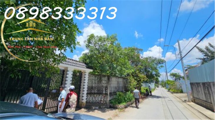 Bán biệt thự 2 Mặt tiền trung tâm Lã Xuân Oai Quận 9, DT 1.200m², giá chỉ 17 tỷ
