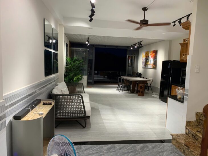 Nhà 4 tầng 100m2 KDC Compound Bv 24/24, View sông, view hồ, full Nt,sát Q7,Q8,Giá chỉ 7ty3