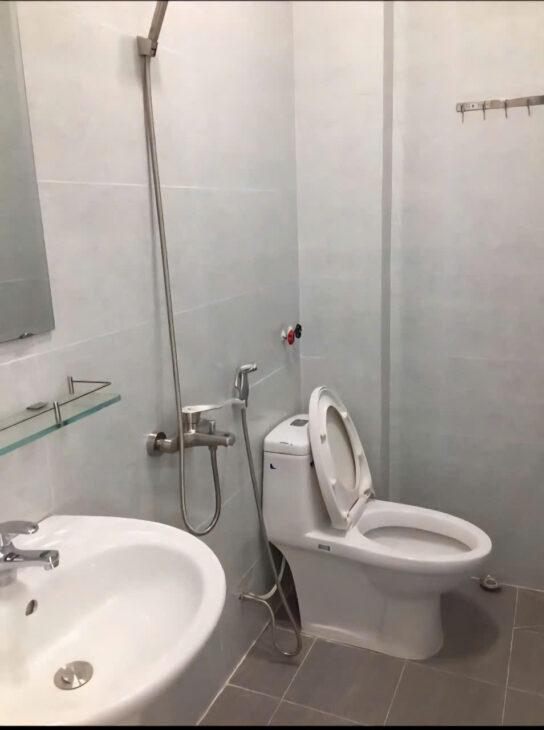 TRẦN VĂN QUANG, TB – HẺM XE HƠI 1 TRỤC – NHÀ MỚI FULL NỘI THẤT – CHỈ 4.X TỶ