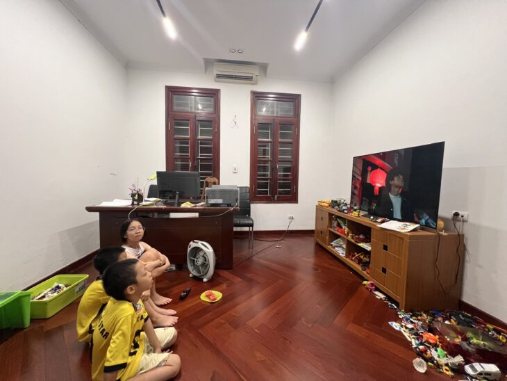 Rất Gấp!! Bán Nhà Phân Lô Vũ Hữu, Ô Tô Tránh, 2 Thoáng, Sổ Hoa Hậu, Chỉ 18 Tỷ
