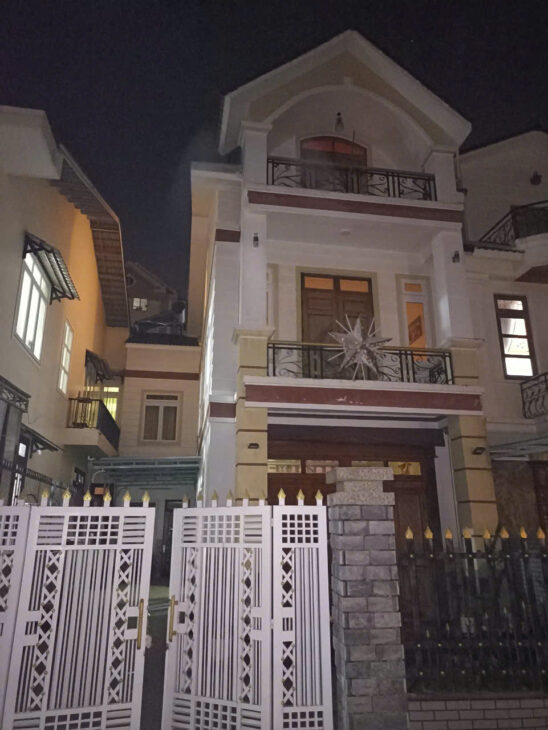BÁN VILLA HÙNG VƯƠNG P9 ĐÀ LẠT – 5PN, FULL NỘI THẤT, HẺM Ô TÔ – 20 TRIỆU/THÁNG