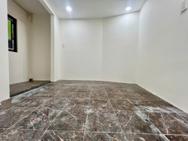 SÁT MẶT TIỀN KHÁNH HỘI Q4 HƠN 2 TỶ