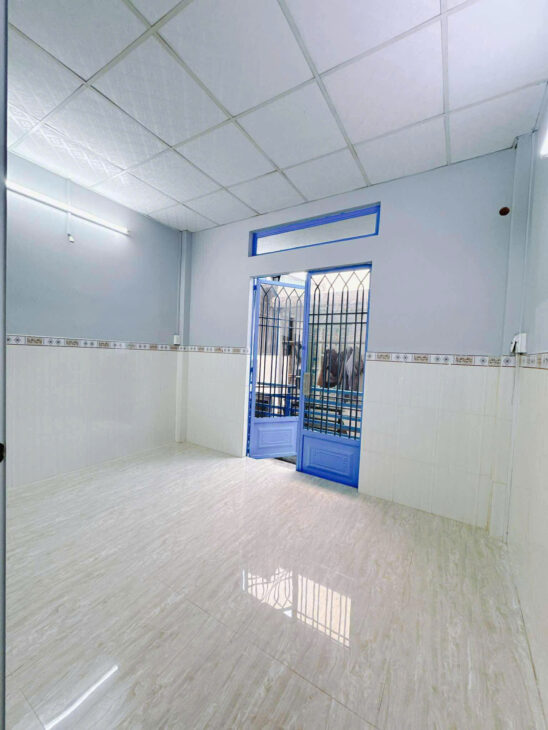 SÁT MẶT TIỀN TÔN ĐẢN TRUNG TÂM Q4 CÓ 2 TỶ
