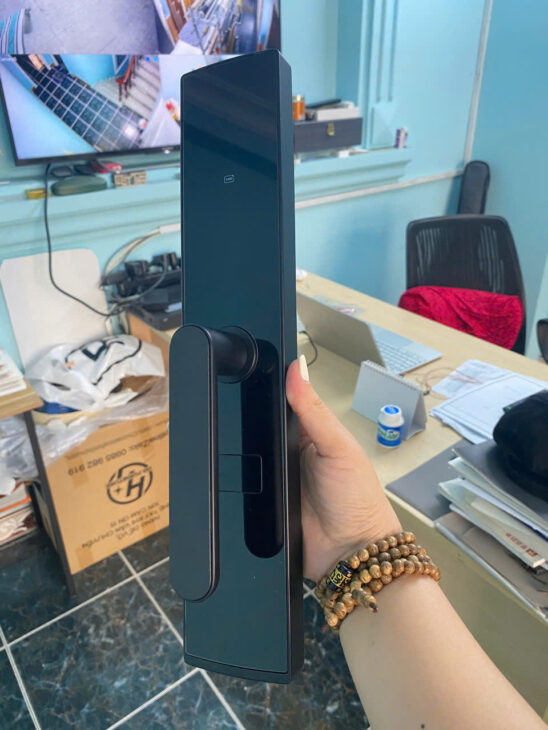 Y01-2 KHOÁ ĐIỆN TỬ THÔNG MINH