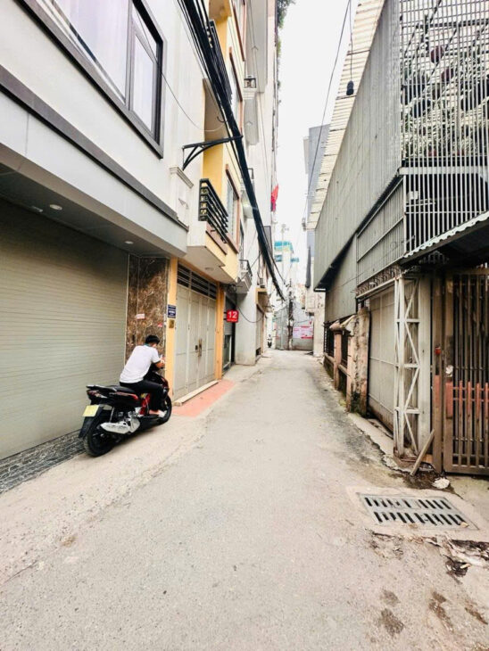 Bán duy nhất mảnh đất đẹp làng Phú Mỹ, 35m2, mặt tiền hơn 4m, vuông vắn