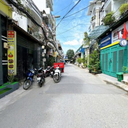 PHAN VĂN TRỊ GÒ VẤP – NGAY LOTTE MART – 60M2 – 4 TẦNG. 5PN – HẺM 6M – 60M2 CHỈ NHỈNH 6 TỶ